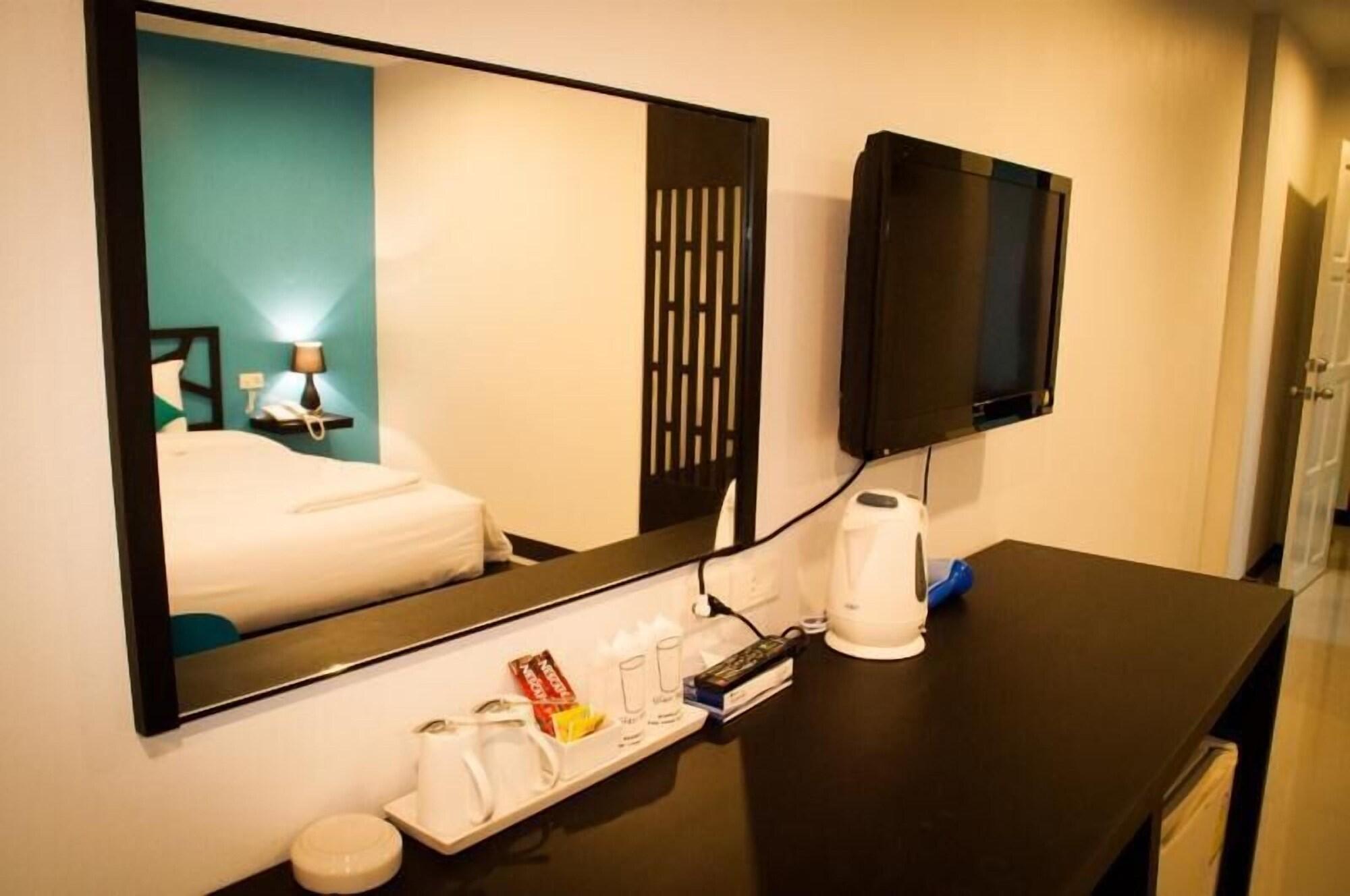 Sleep Whale Hotel Krabi town Exterior foto